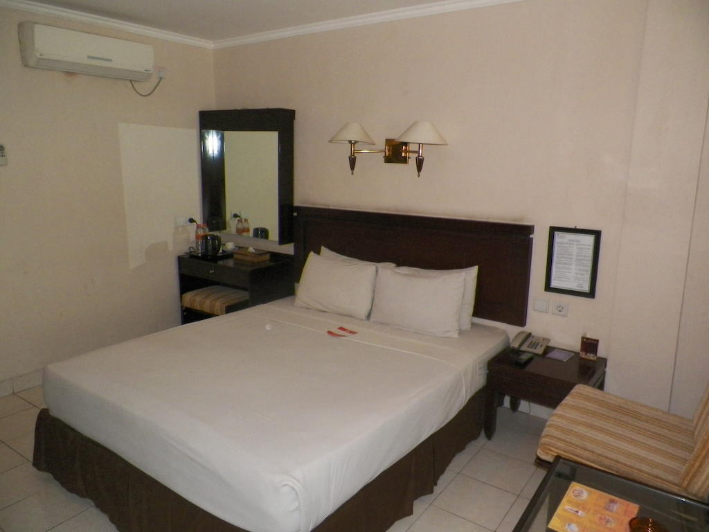 Hotel Guntur Бандунг Номер фото